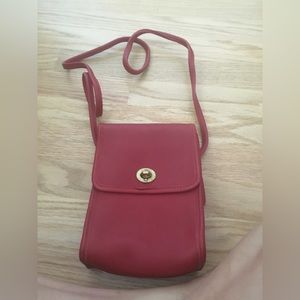 Vintage Coach Red Leather Pouch Crossbody Shoulder Bag